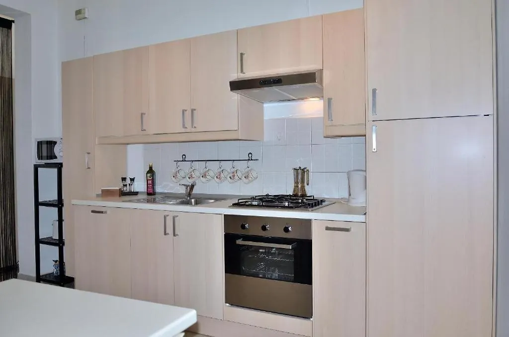 The Family Houses - Apartments With Balcony And Lake View Colonno